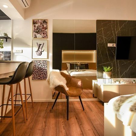 Calea Victoriei Modern Studio - Escape In The City Center Bucareste Exterior foto