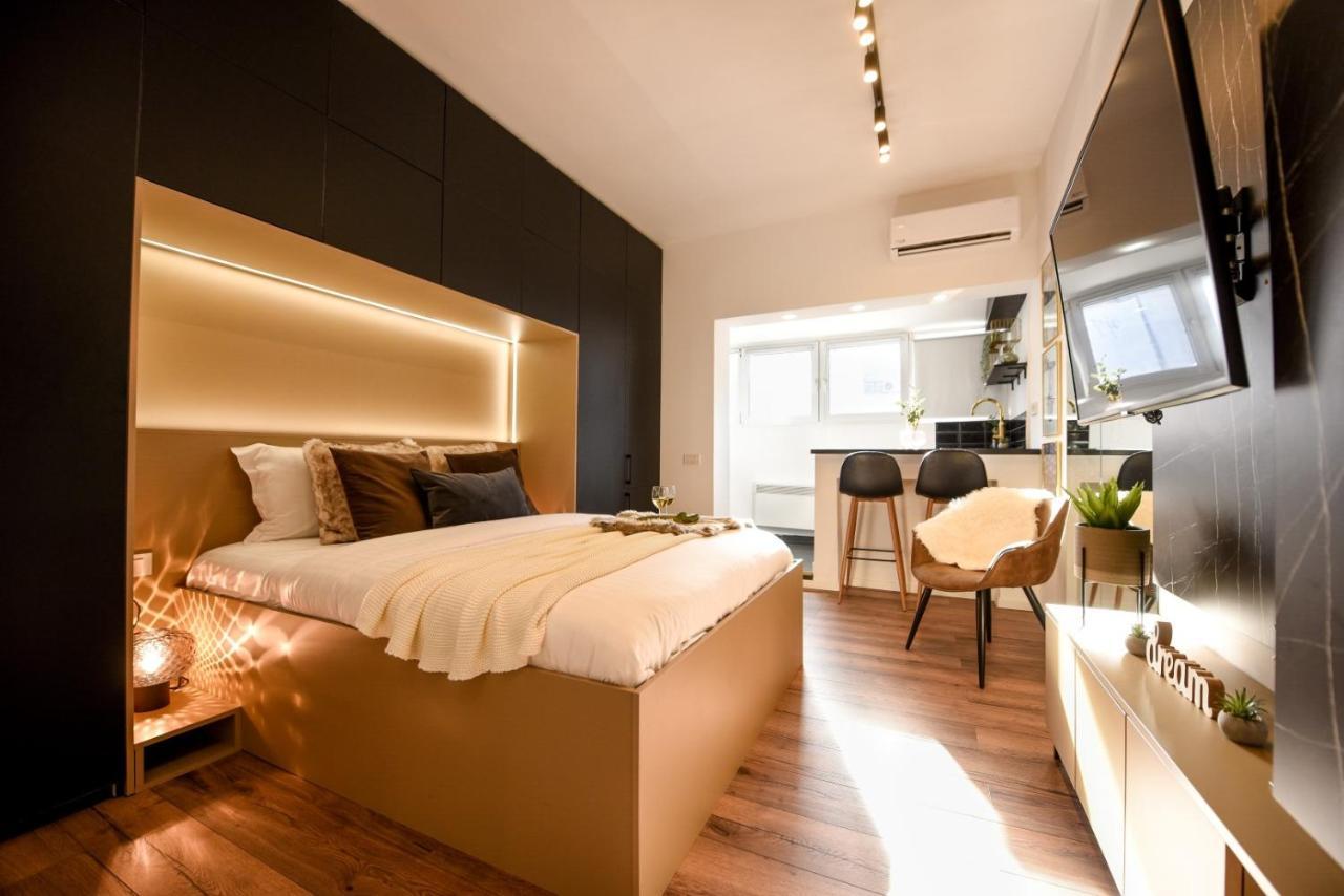 Calea Victoriei Modern Studio - Escape In The City Center Bucareste Exterior foto